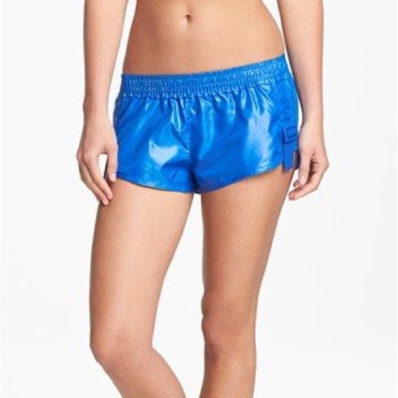Adidas by Stella McCartney Pants - ADIDAS ft. STELLA MCCARTHY "mini shorts"
LIMITED EDITION in blue size Small